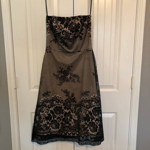 White House l Black Market Cocktail Dress